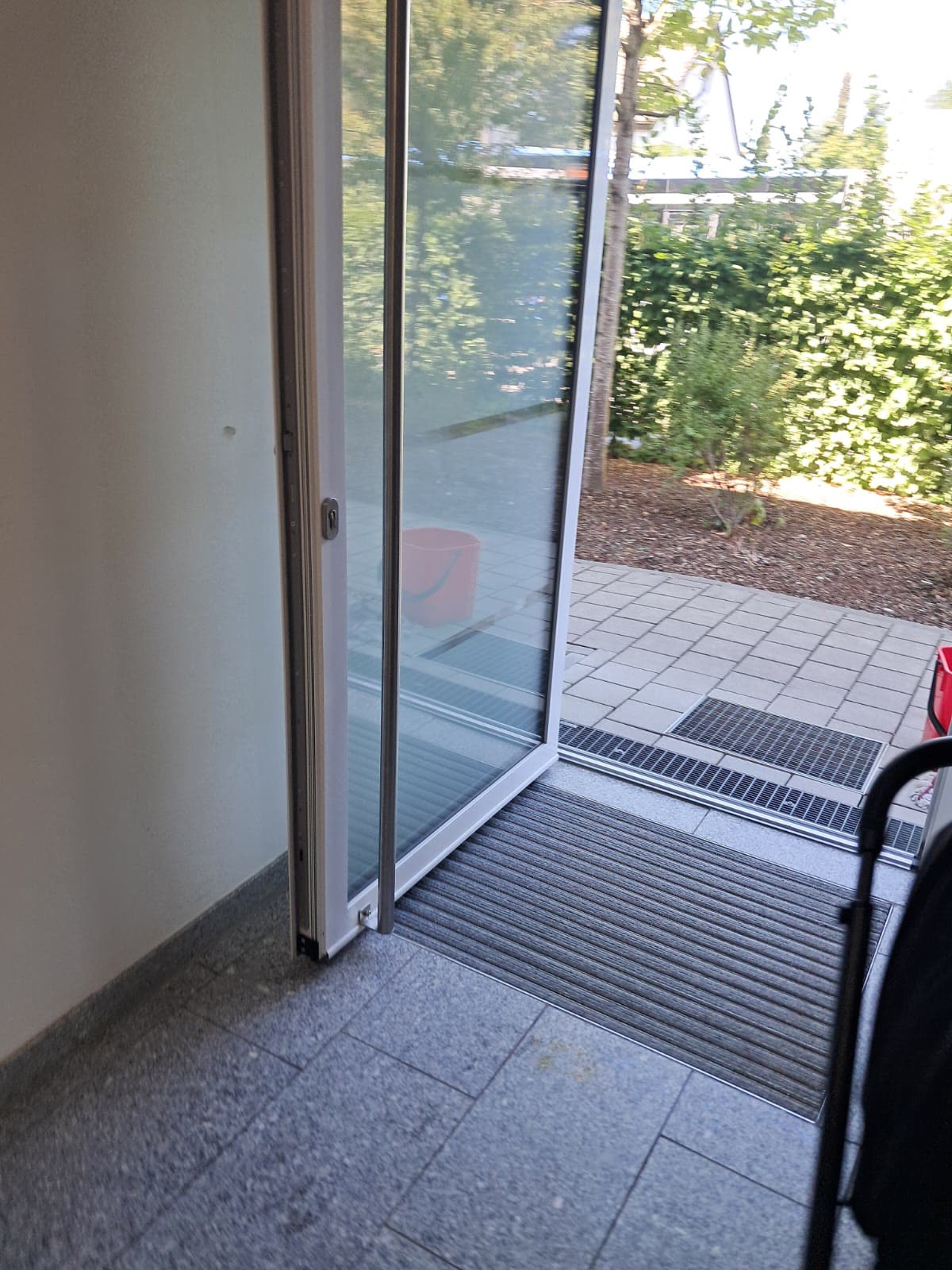 Eingangsbereich gepflegt